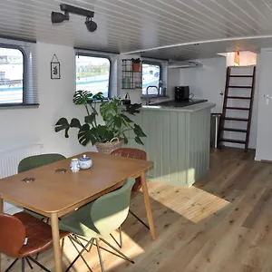 Private On Houseboat , Amsterdam Nederland